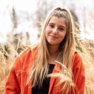 Meet your Posher, Frédérique